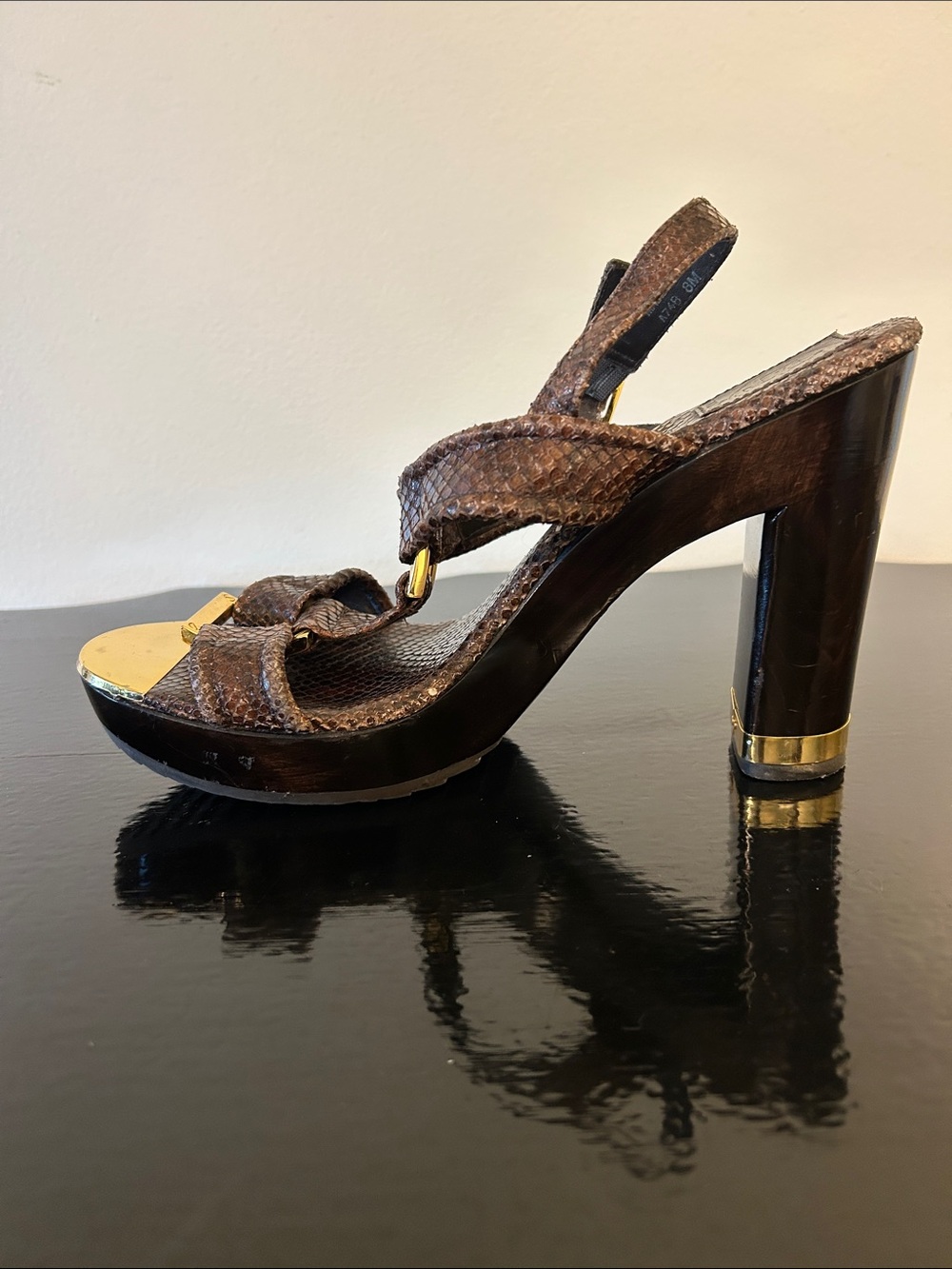 Tory Burch “Karmen” Snakeprint Sandals with Gold Hardware Size 8 - Picture 9 of 13